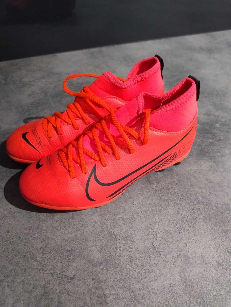 Korki Nike Mercurial junior 33