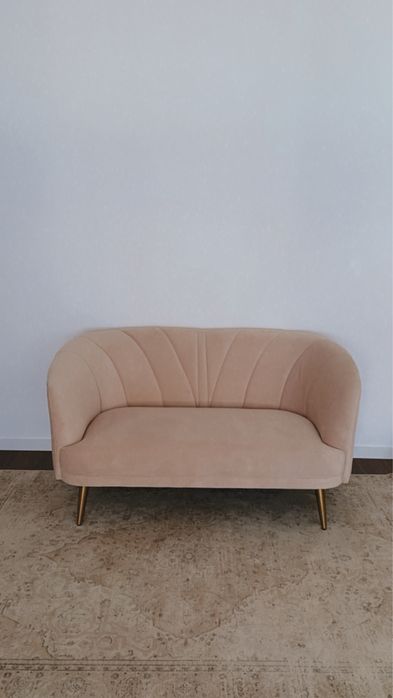 Sofa cor de rosa veludo