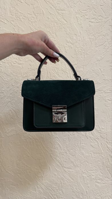 Сумка зеленая 250 грн