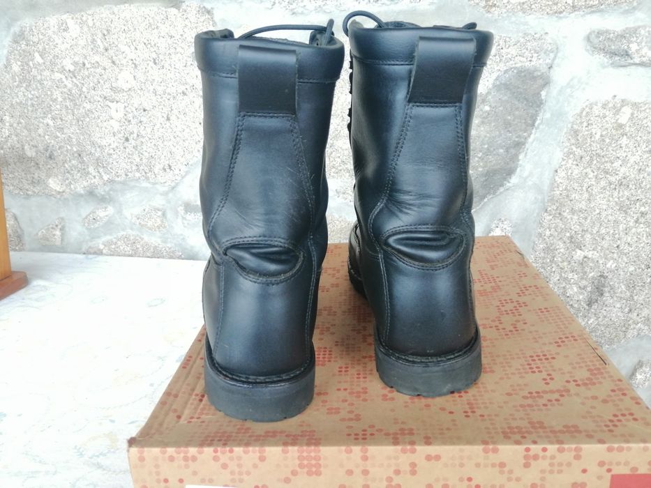 Botas em Pele Gore-Tex - N*44