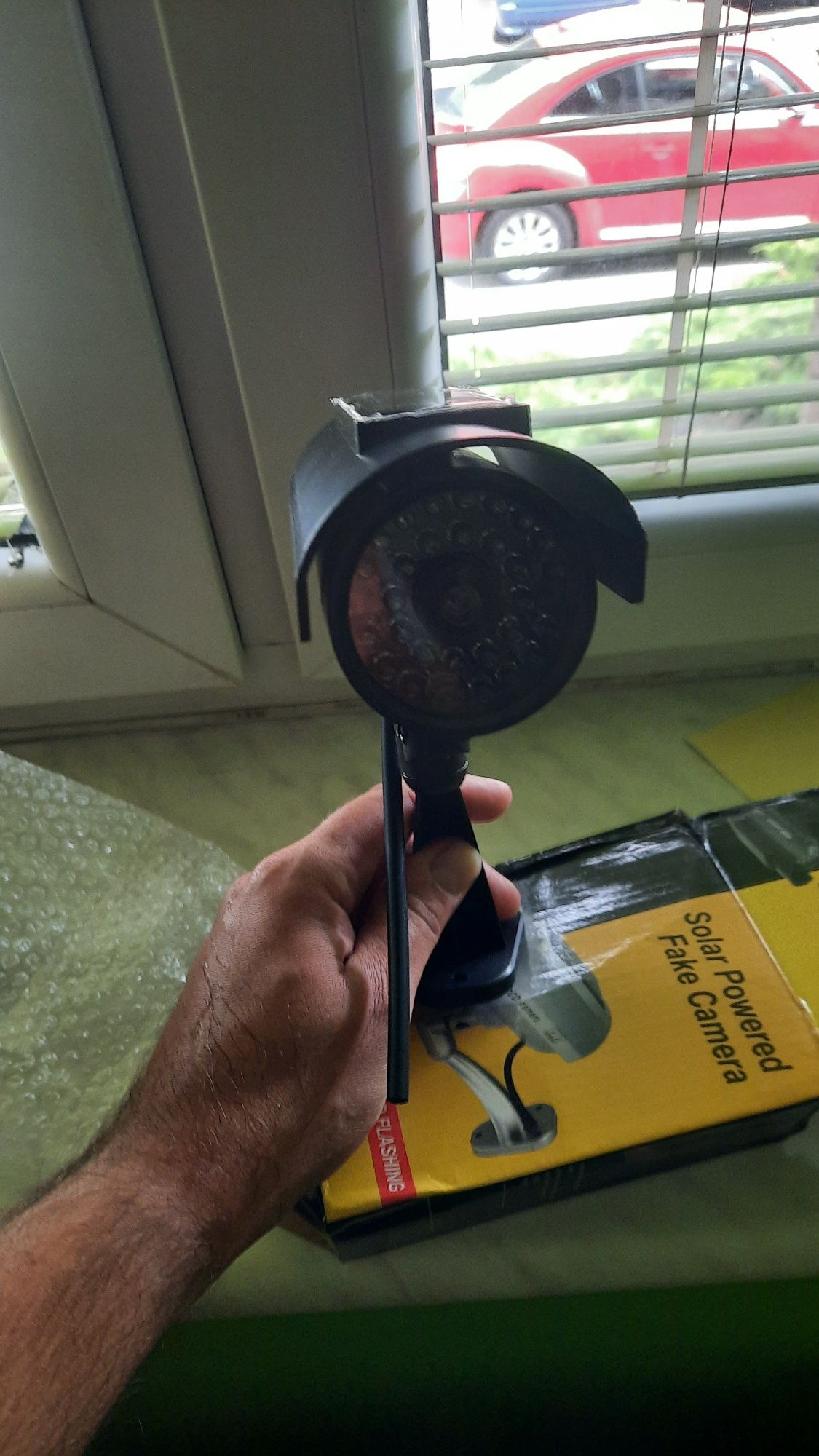 Kamera solarna atrapa