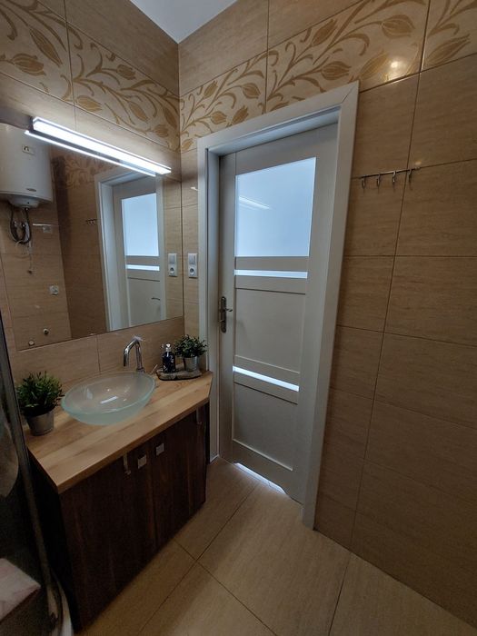 Klimatyzowany Apartament na doby 220zl