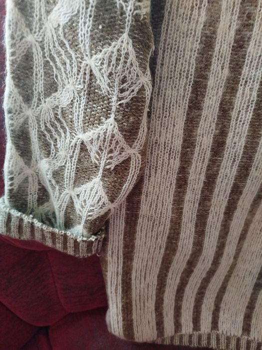 Кофта жіноча шерстяна. В'язана кофта. Жіночий одяг.