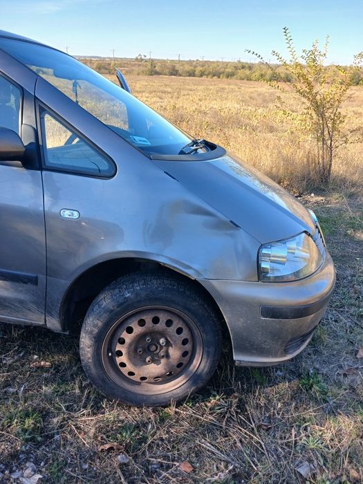 Продам Seat Alhambra