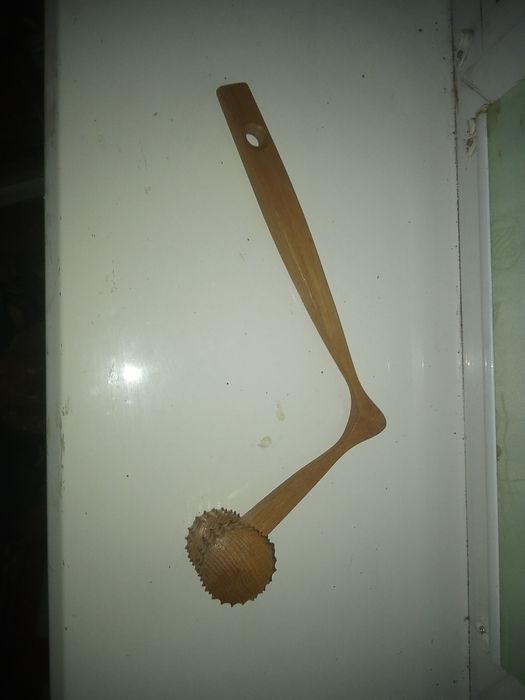 Продам массажёр для спины