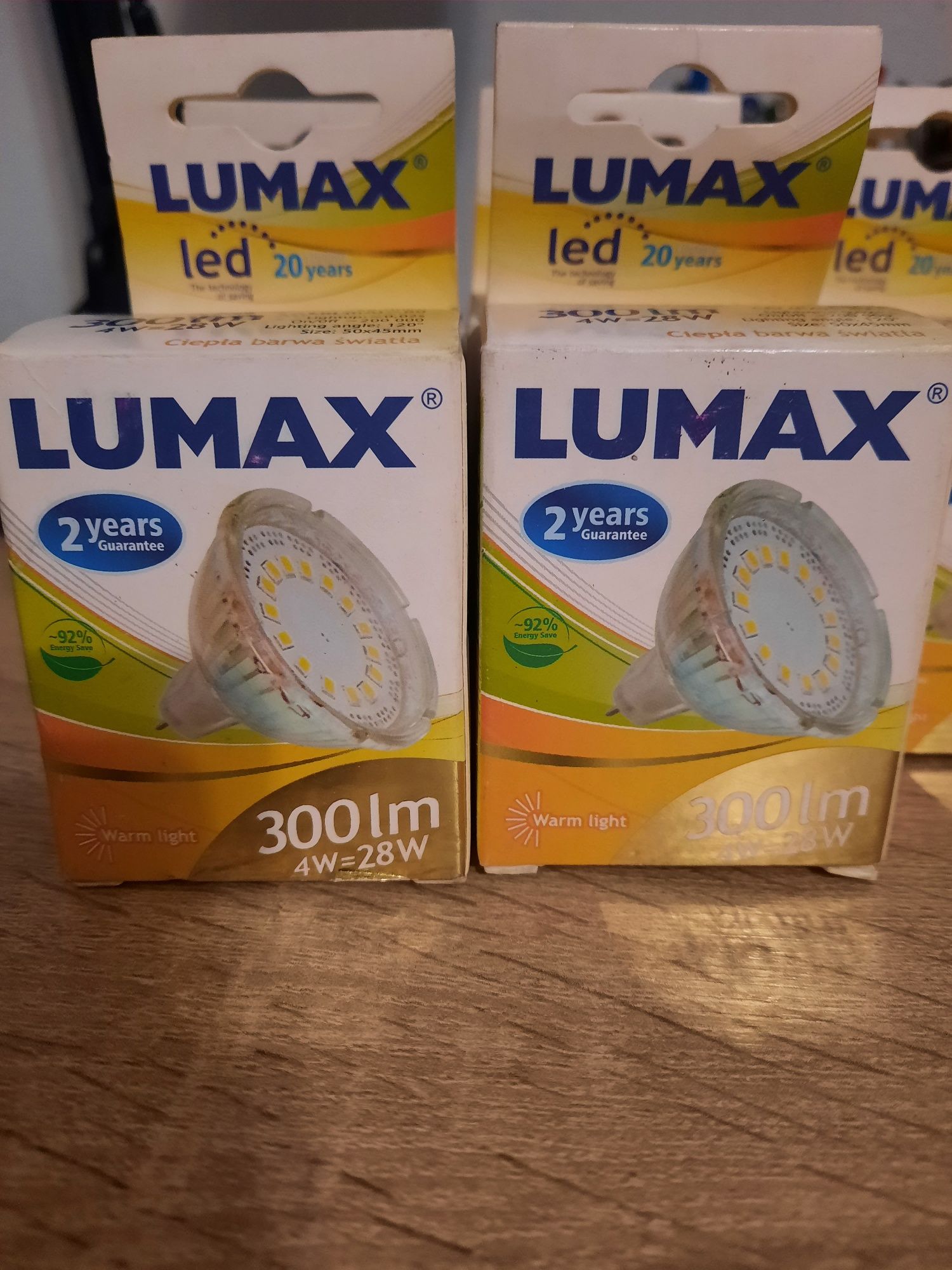 Żarówki ledowe Lumax