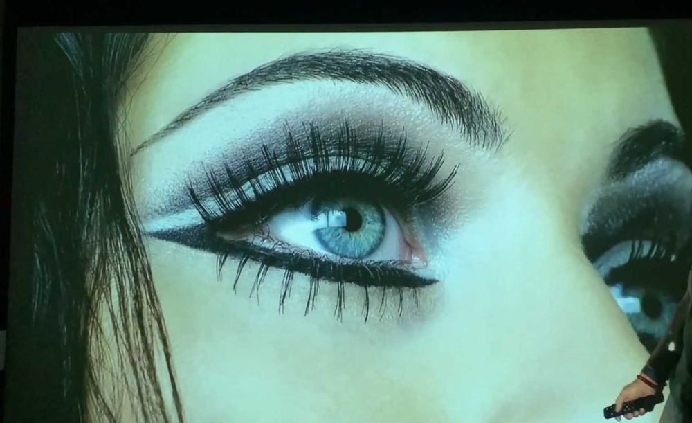 Проєктор з автофокусом / проектор Byintek P70 — для дому, новий