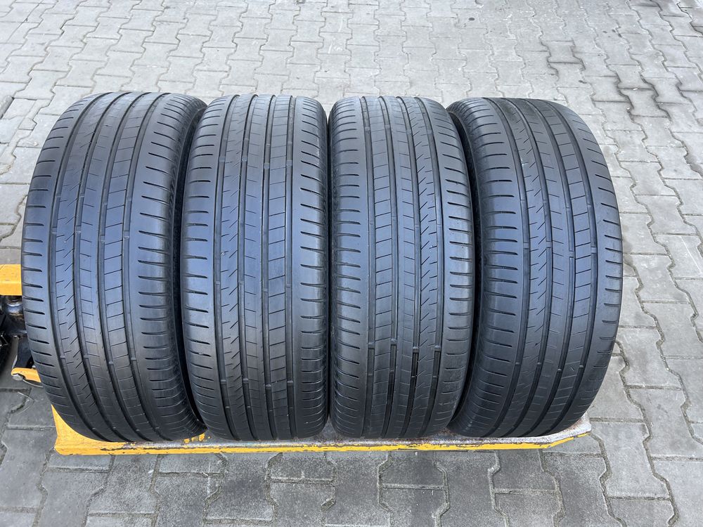 Шини резина літо 235 55 r19 Bridgestone 2018р протектор 5.7-6мм