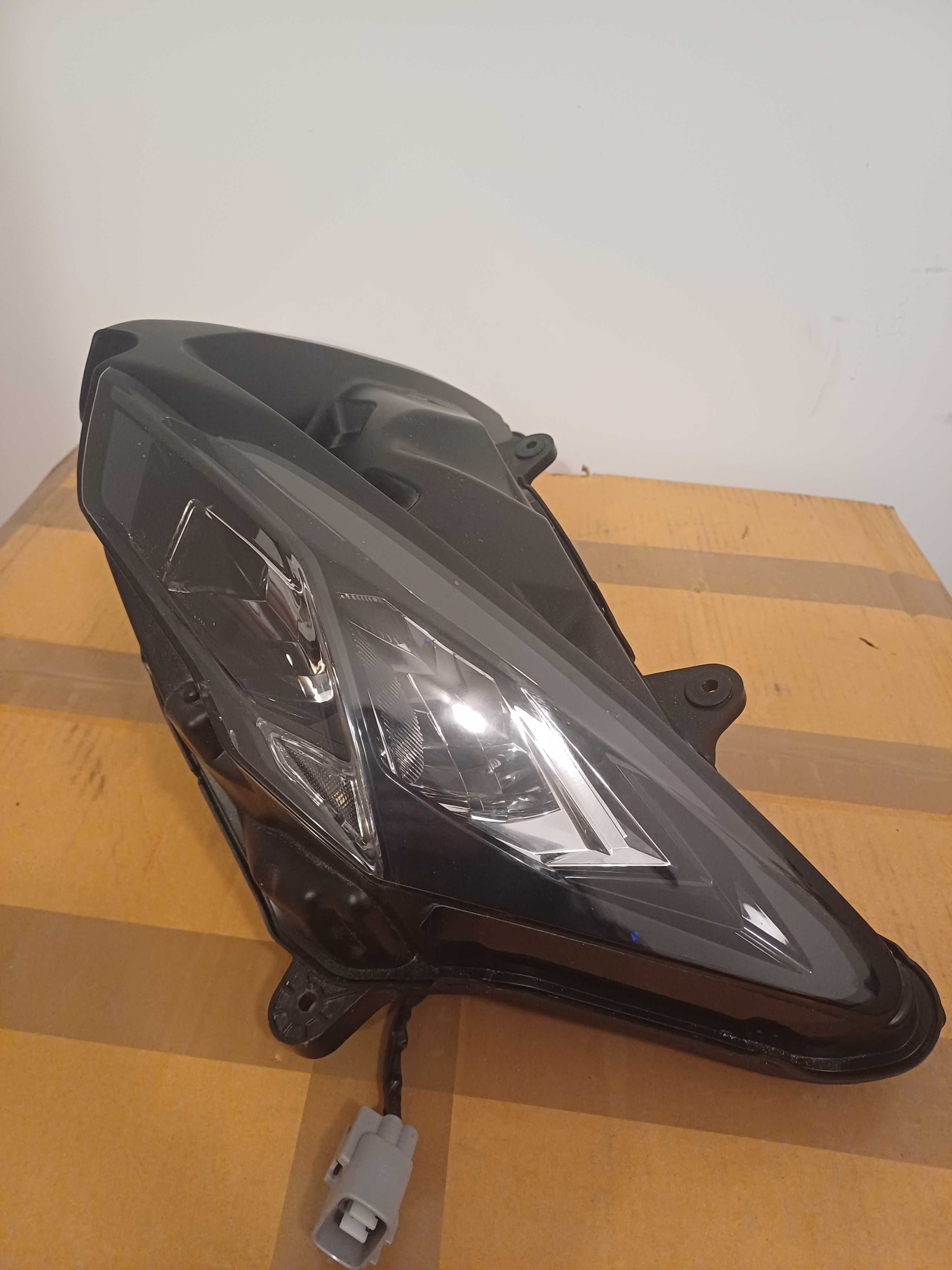 Lampa KAWASAKI NINJA 1000 SX Reflektor