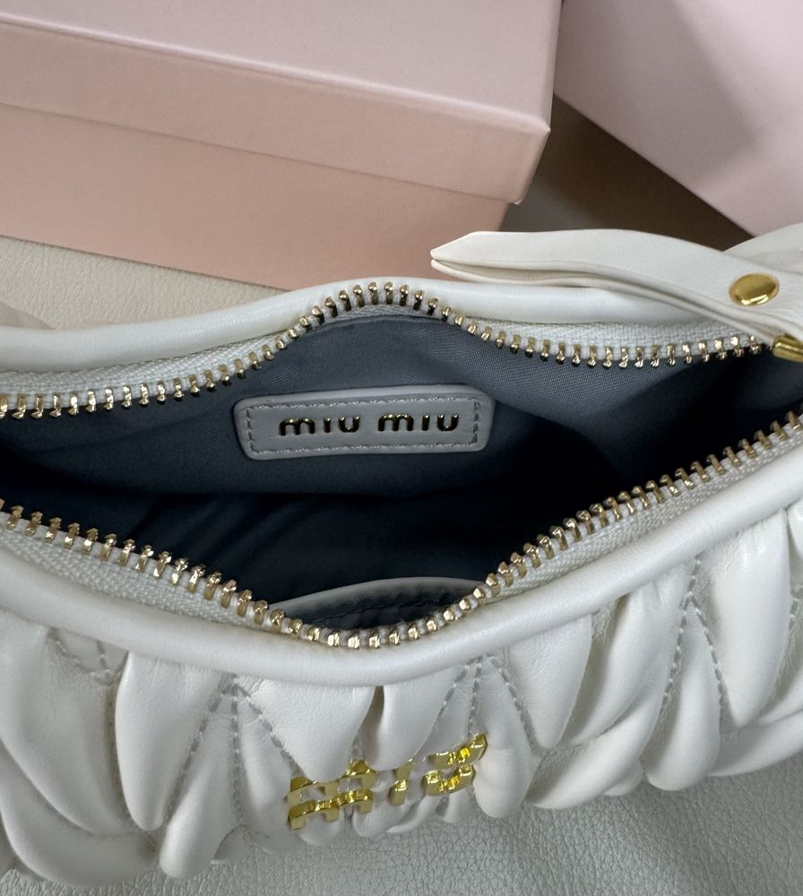 Сумка miu miu (міу міу, миу миу) біла