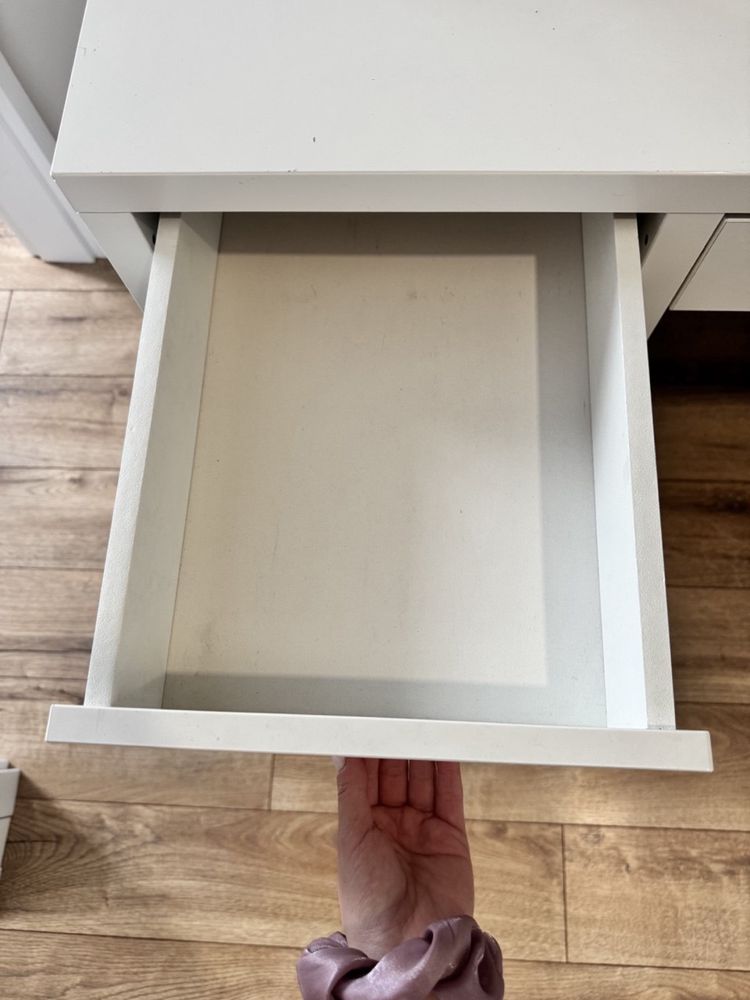 Biurko IKEA micke 105x50 Kraków , Stradom