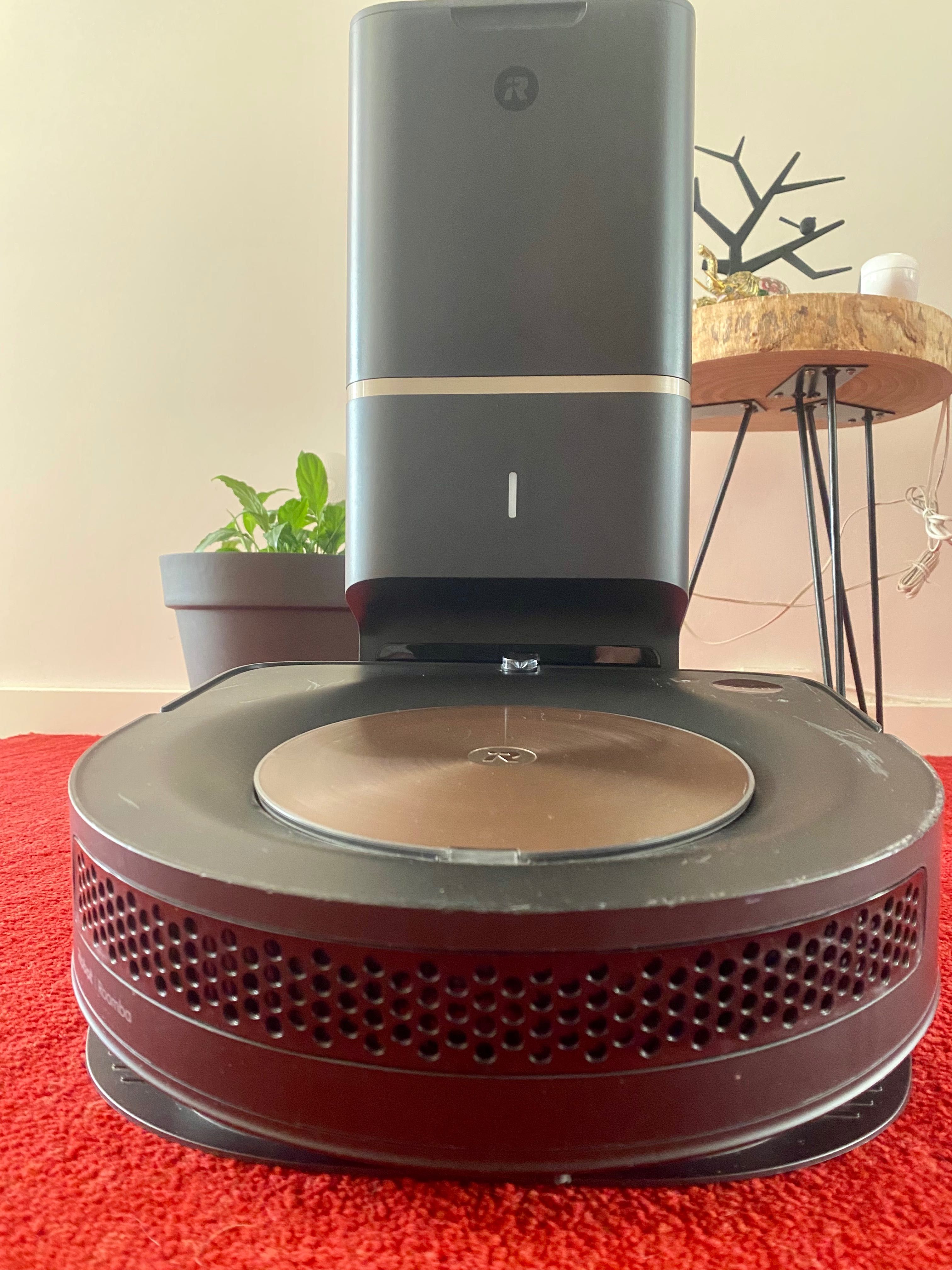 Aspirador iRobot Roomba S9+