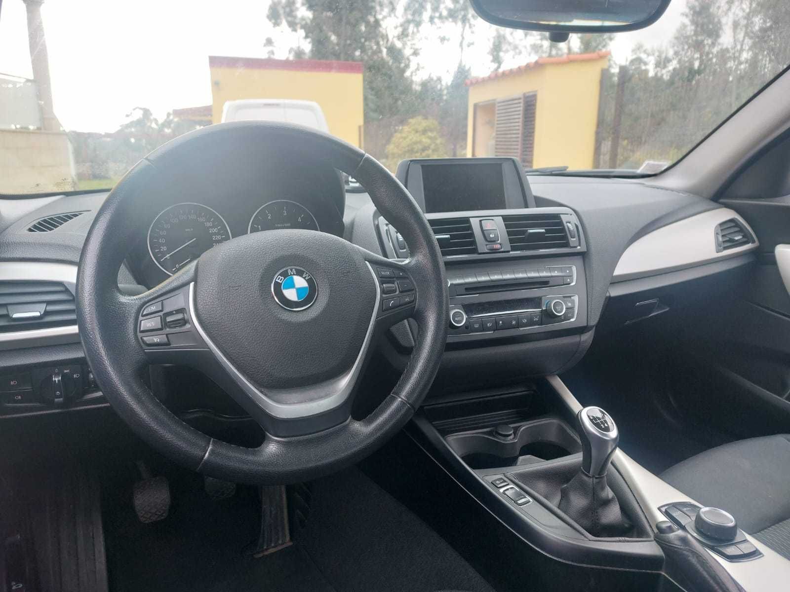 BMW 220d Coupé poucos km