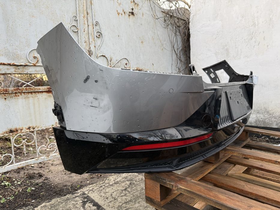 Продам бампер задній KIA EV6 , комплектний