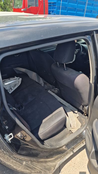 Продам Nissan Leaf 2015 Черный