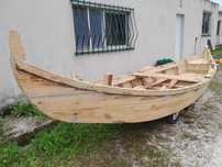Barco de madeira tradicional Português (novo)