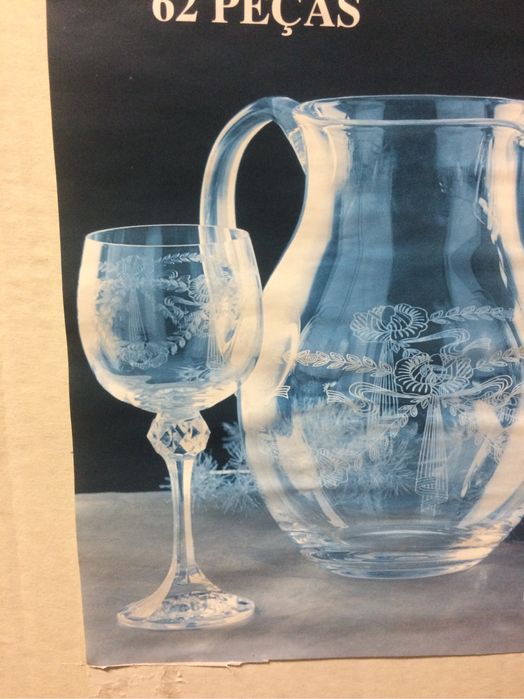 Serviço de copos da Boemia