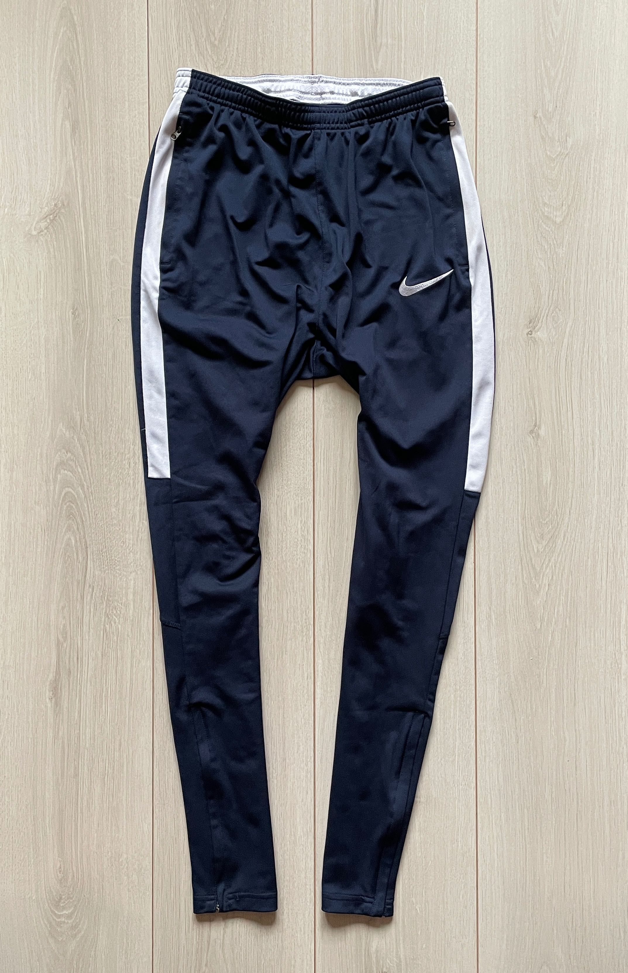 Спортивні штани Nike , S