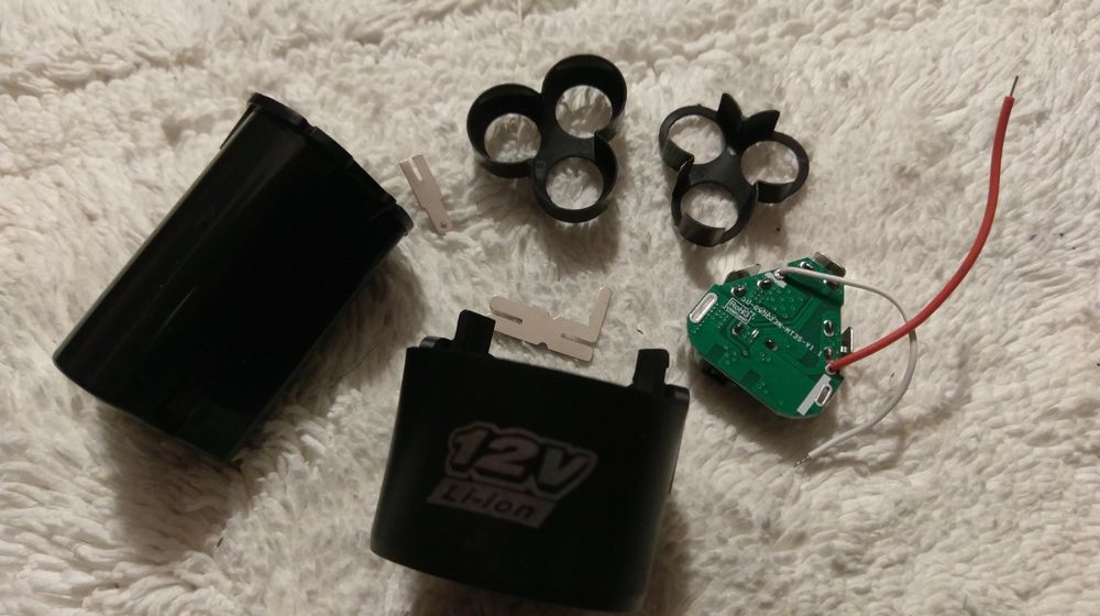 Комплект батарея акумулятор 12v шуруповерт, уши, кшм, болгарка 18650