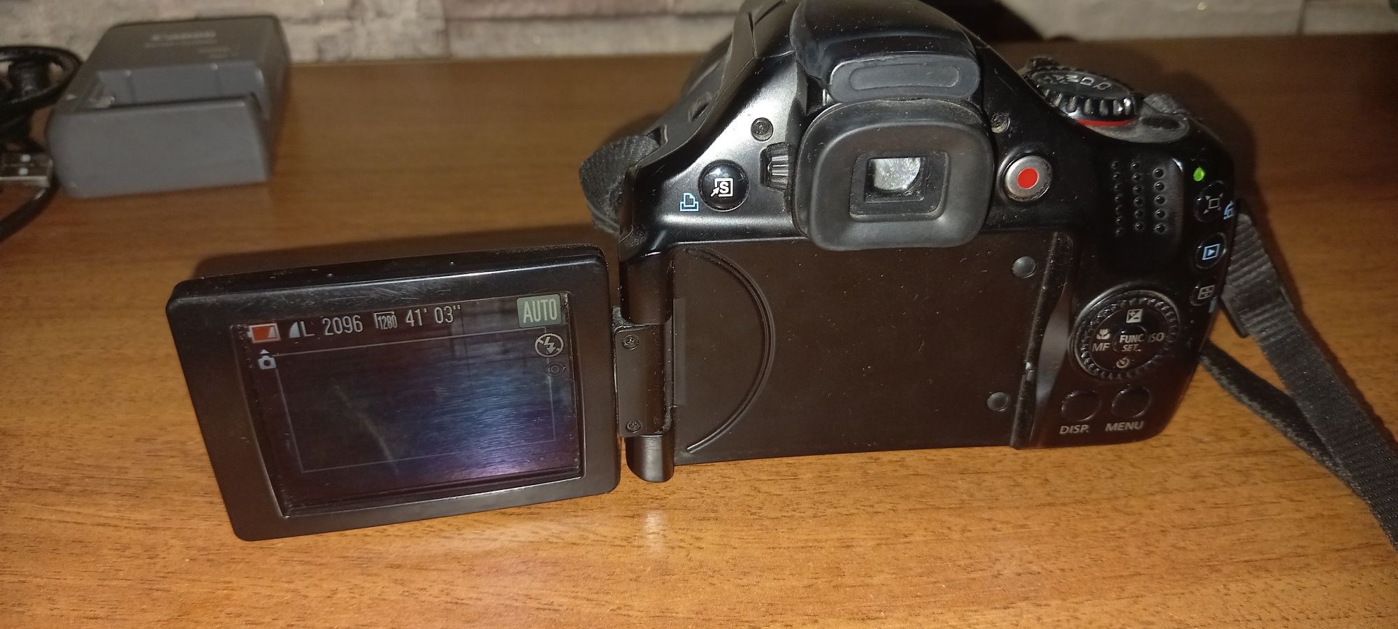 Продам цифровою фотокамеру Canon PS 1560 Power Shot SX 30 IS
