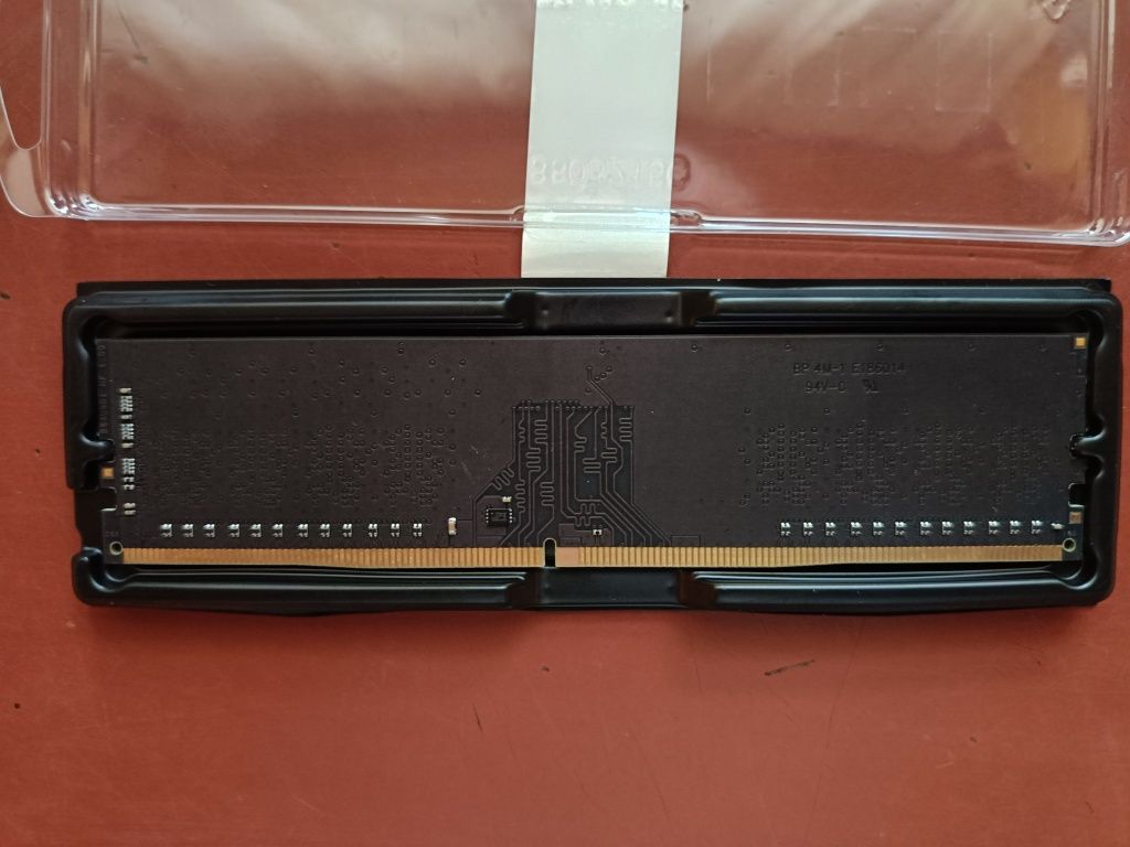 Оперативна пам'ять TeamGroup DDR4 2133MHz 8gb.