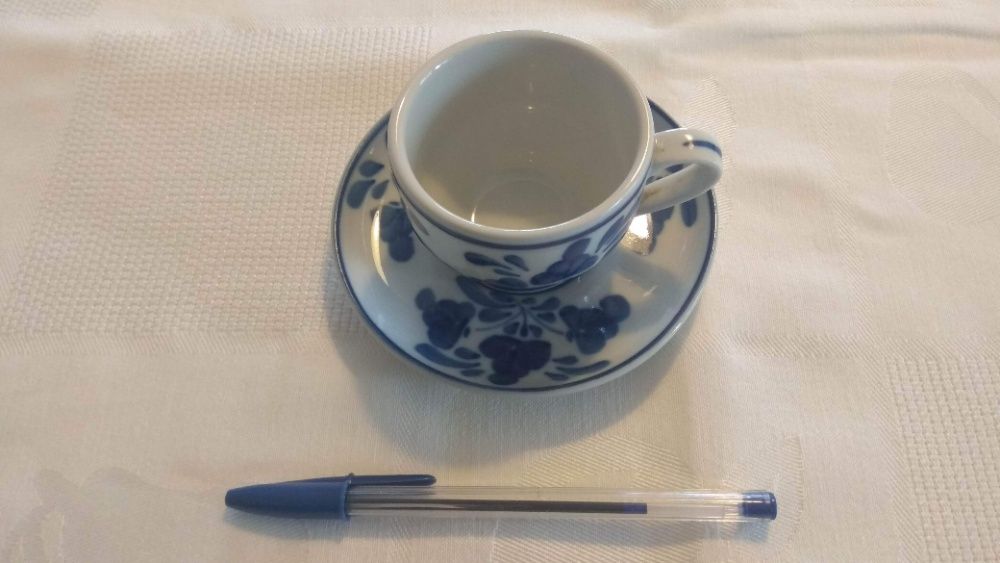 Chávena de Café e Pires Loiça de Viana