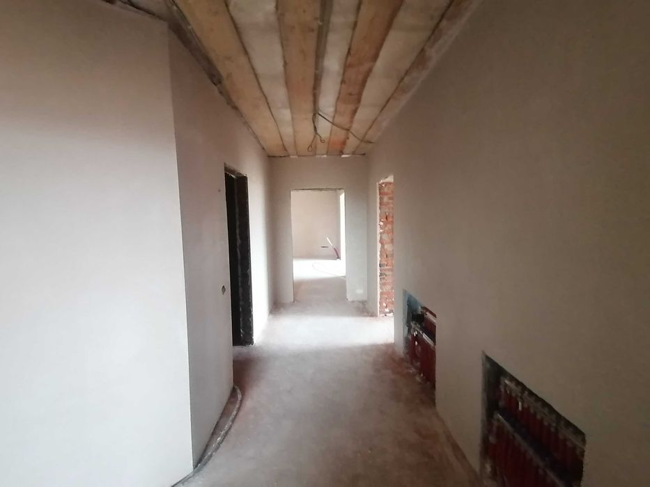 Штукатурка, гіпсова штукатурка, машинна штукатурка, піщана штукатурка