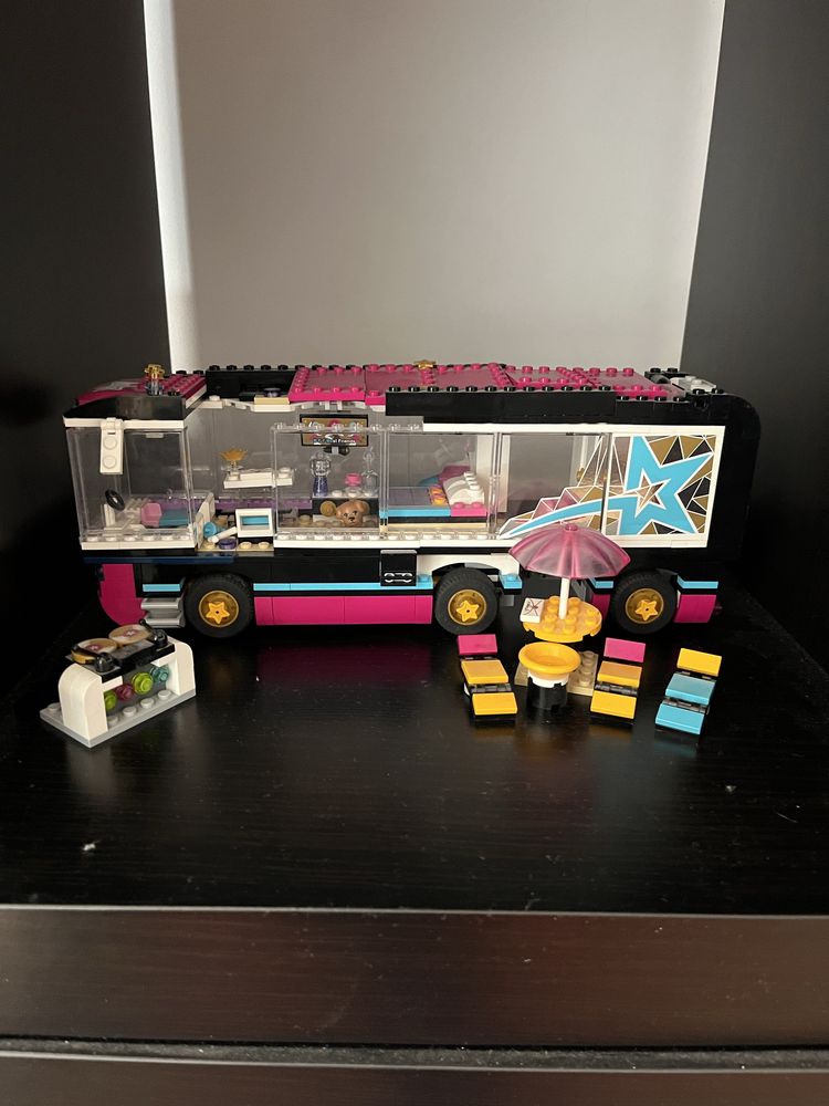 zestaw lego friends kamper