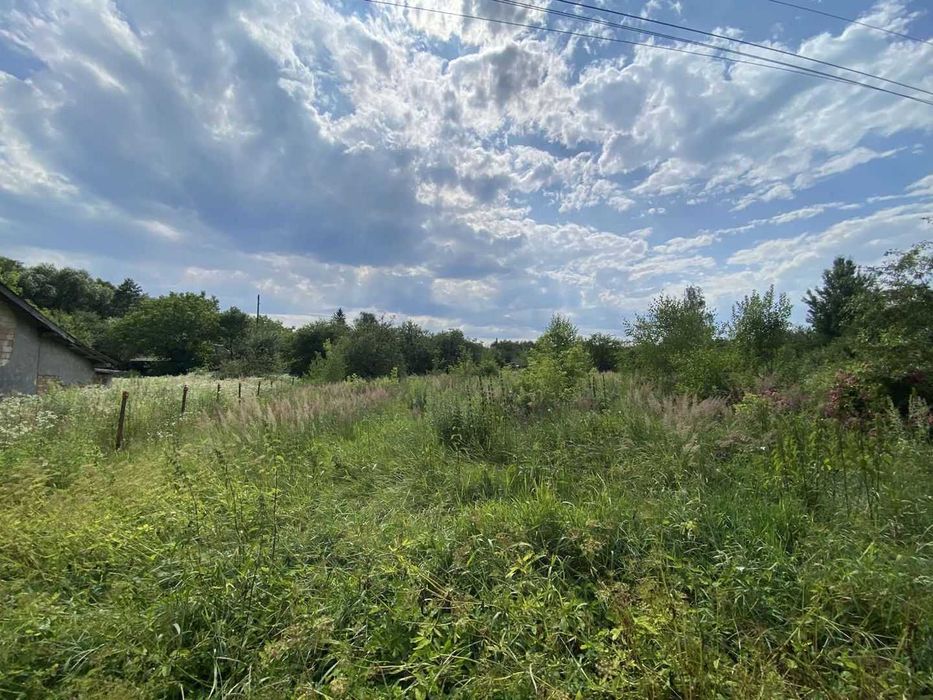 Продаю дві земельні ділянки вул. Галечко