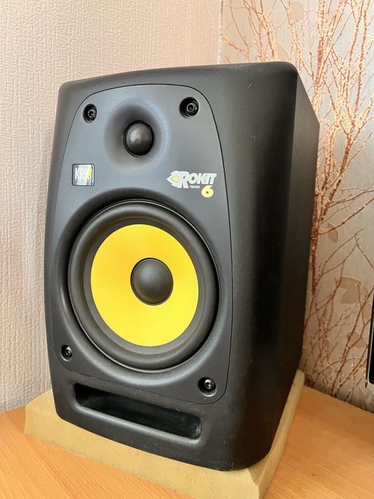 Активные студийные мониторы KRK Rokit 2 R6