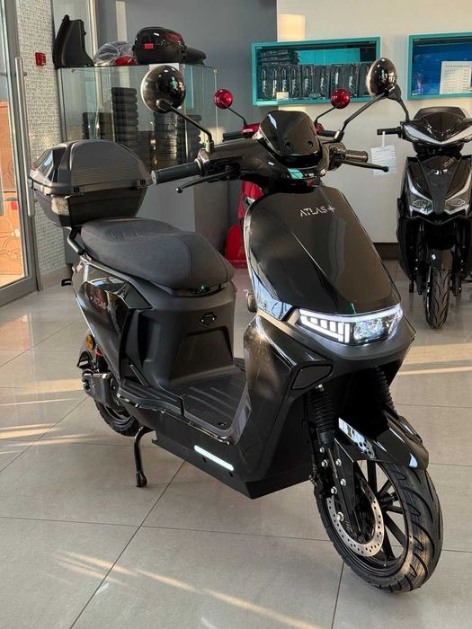 Електроскутер ATLAS Shark 2 2000W Black (Оплата частинами)