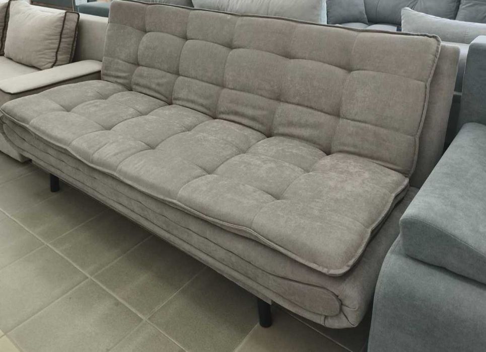 Диван (недopoгий,розкладний)