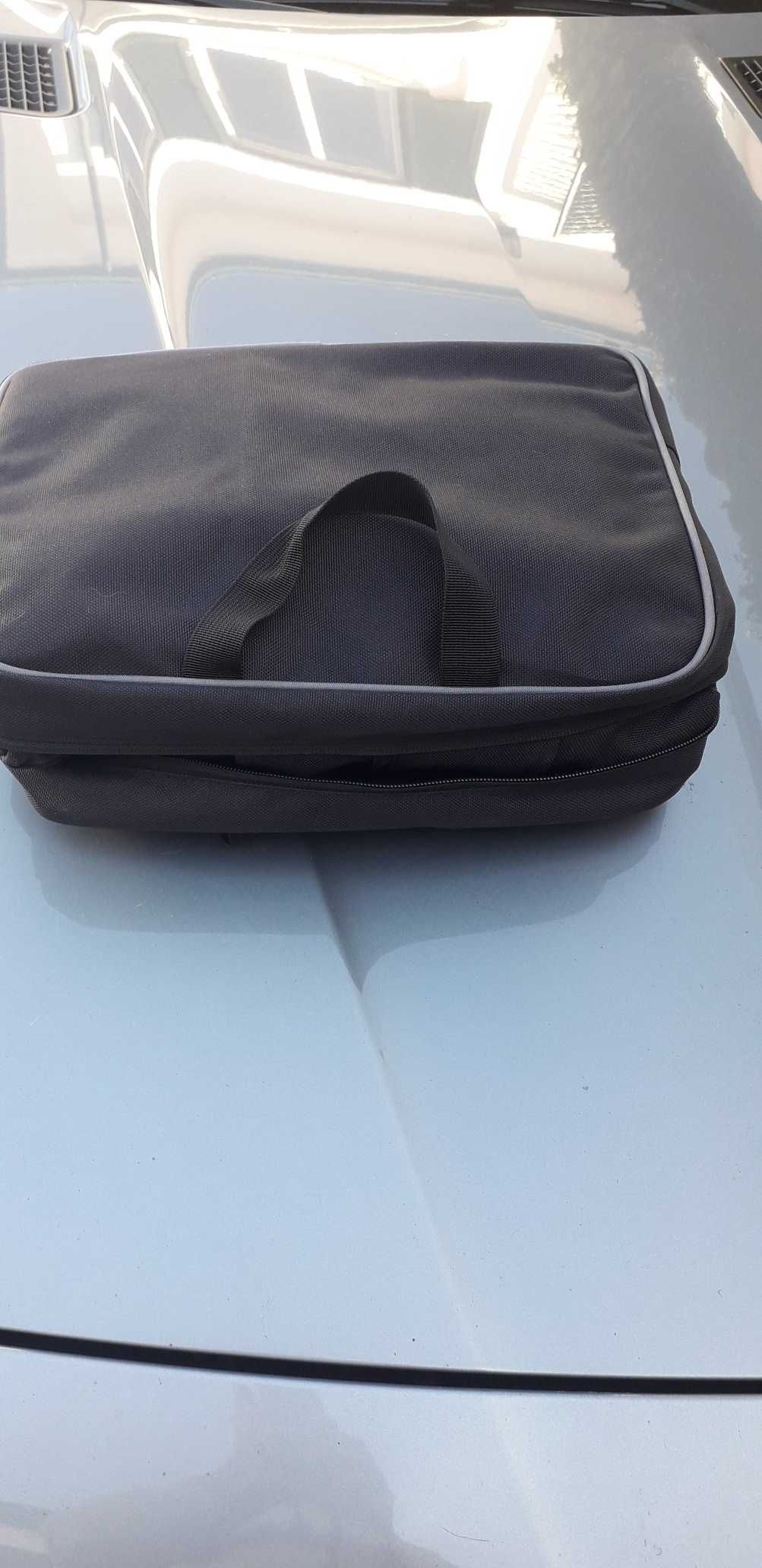Saco de 2 pares de Ski.s novo