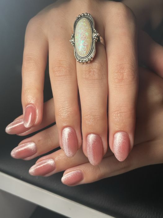 Моделі на манікюр