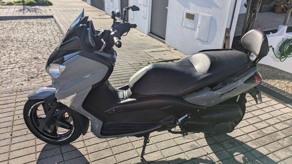 Yamaha X max 250