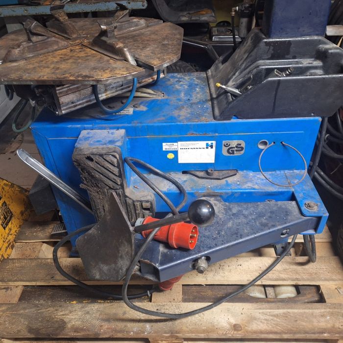 Montażownia do kół Hofmann Monty 2200 GP 380V