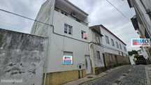 Moradia V4 c/ 2 entradas - Idanha-a-Nova