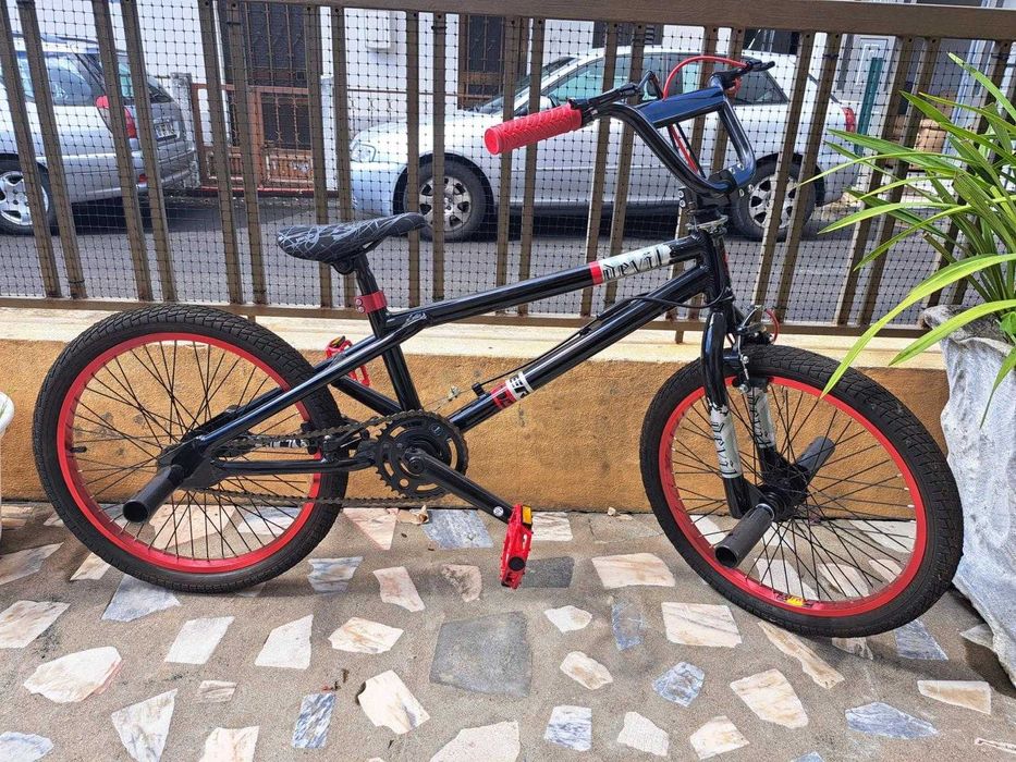 Bicicleta Freestyle BMX NOVA