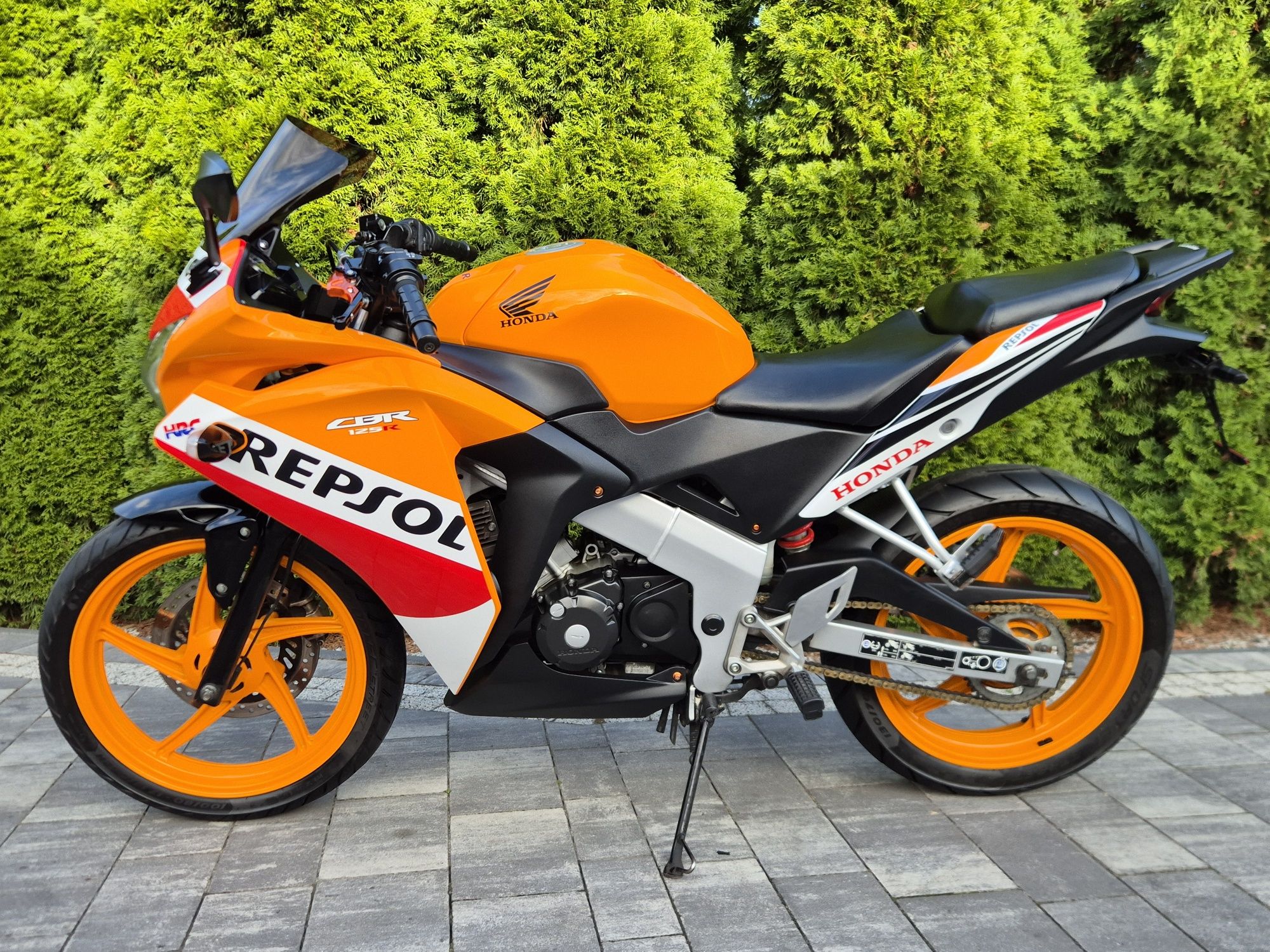 Honda CBR 125 R Wydech Radical REPSOL 2016r kat B a1
