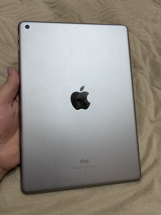 Продам iPad 6 32 GB