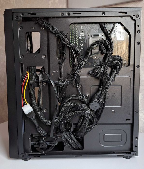 Настольный Компьютер в Идеальном Состоянии!