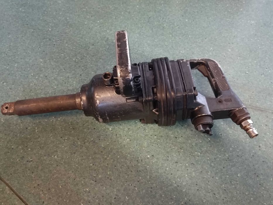 Klucz udarowy pneumatyczny