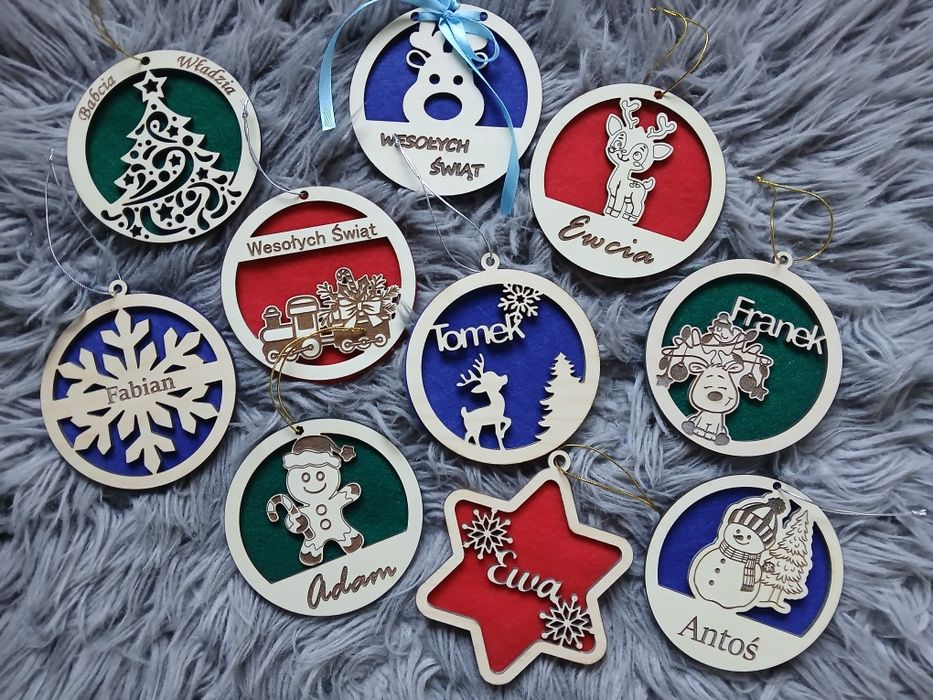 Bombka imienna z tłem personalizowana do szkoły