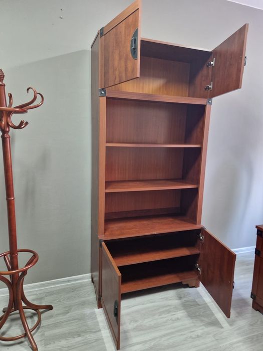 Sprzedam szafę i biurko VOX IMPERIUM