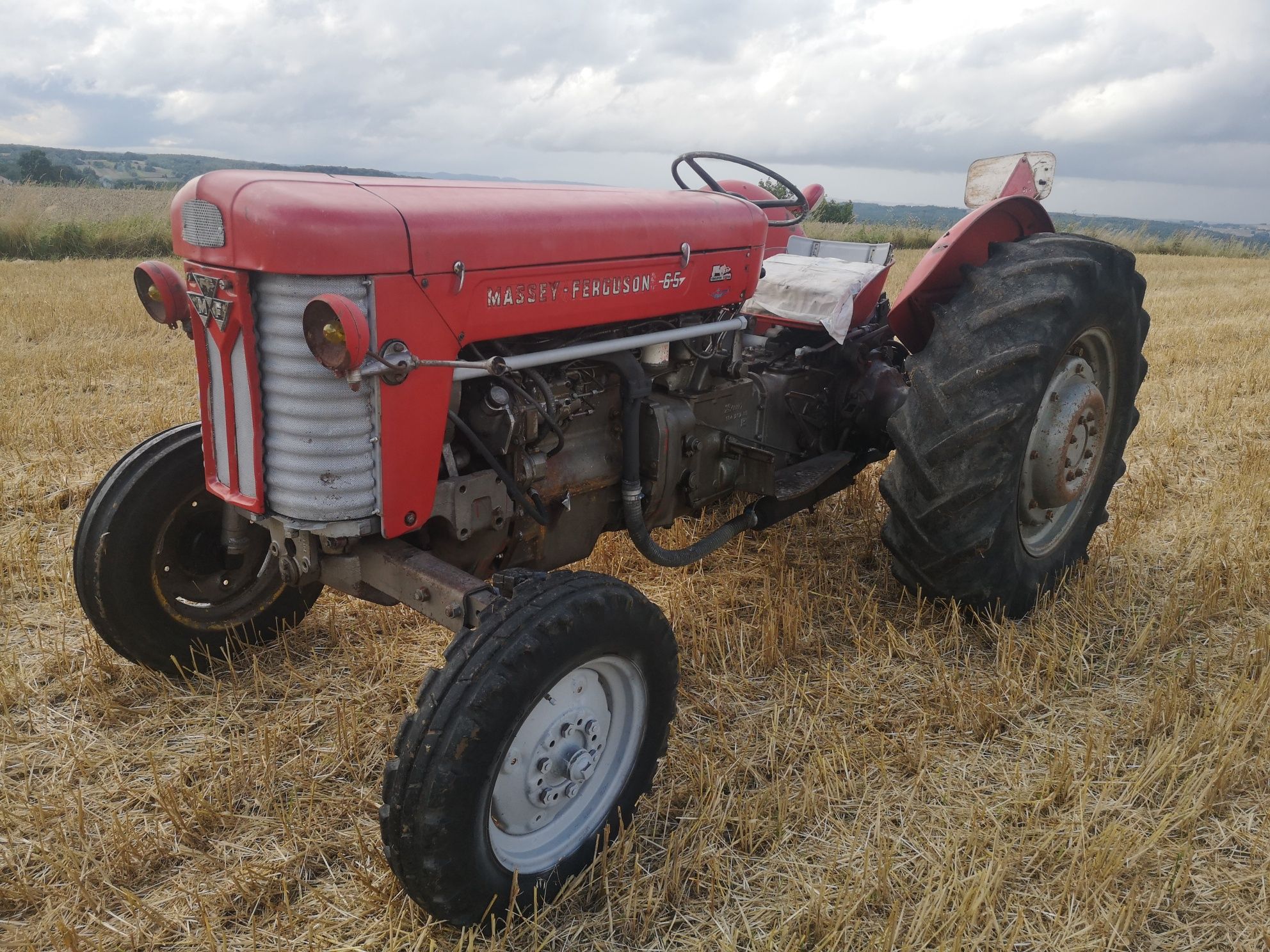 Massey Ferguson 65 pali jeździ gotowy do pracy dokumenty