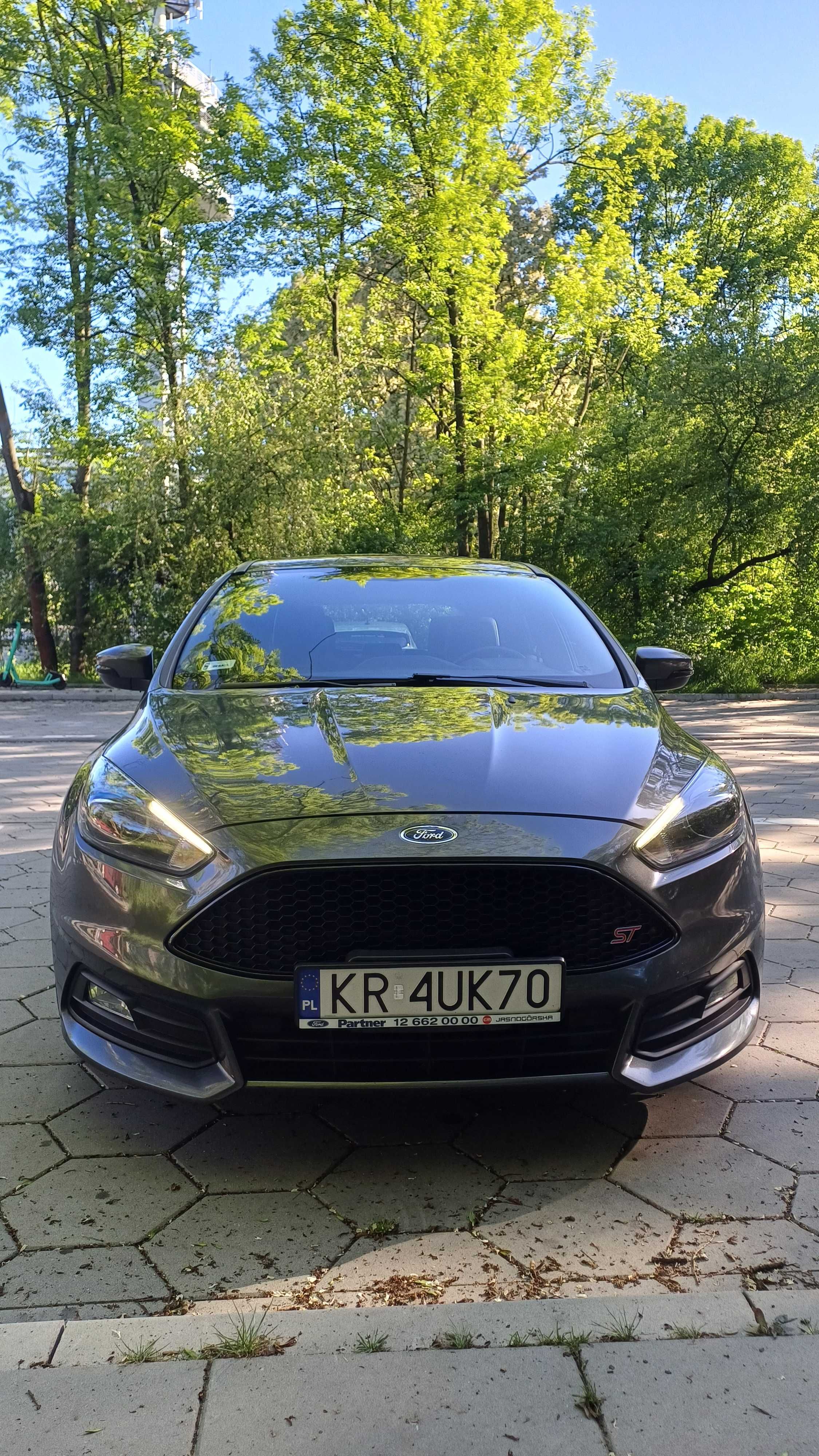 Ford Focus ST Performance 2.0 EcoBoost, 250 KM