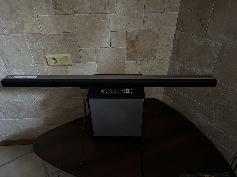 Домашний кинотеатр . Саундбар LG.
