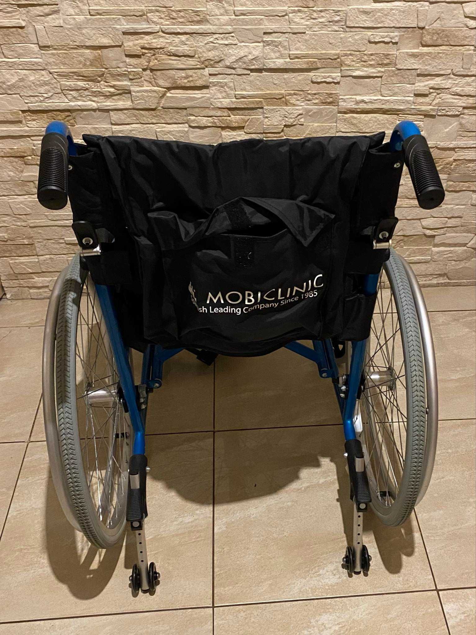 Wózek inwalidzki ręczny Mobiclinic 64412ND