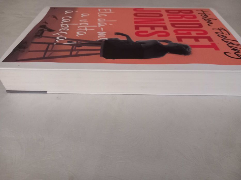 Livro NOVO Bridget Jones Ele Dá-me a Volta à Cabeça Helen Fielding Mad