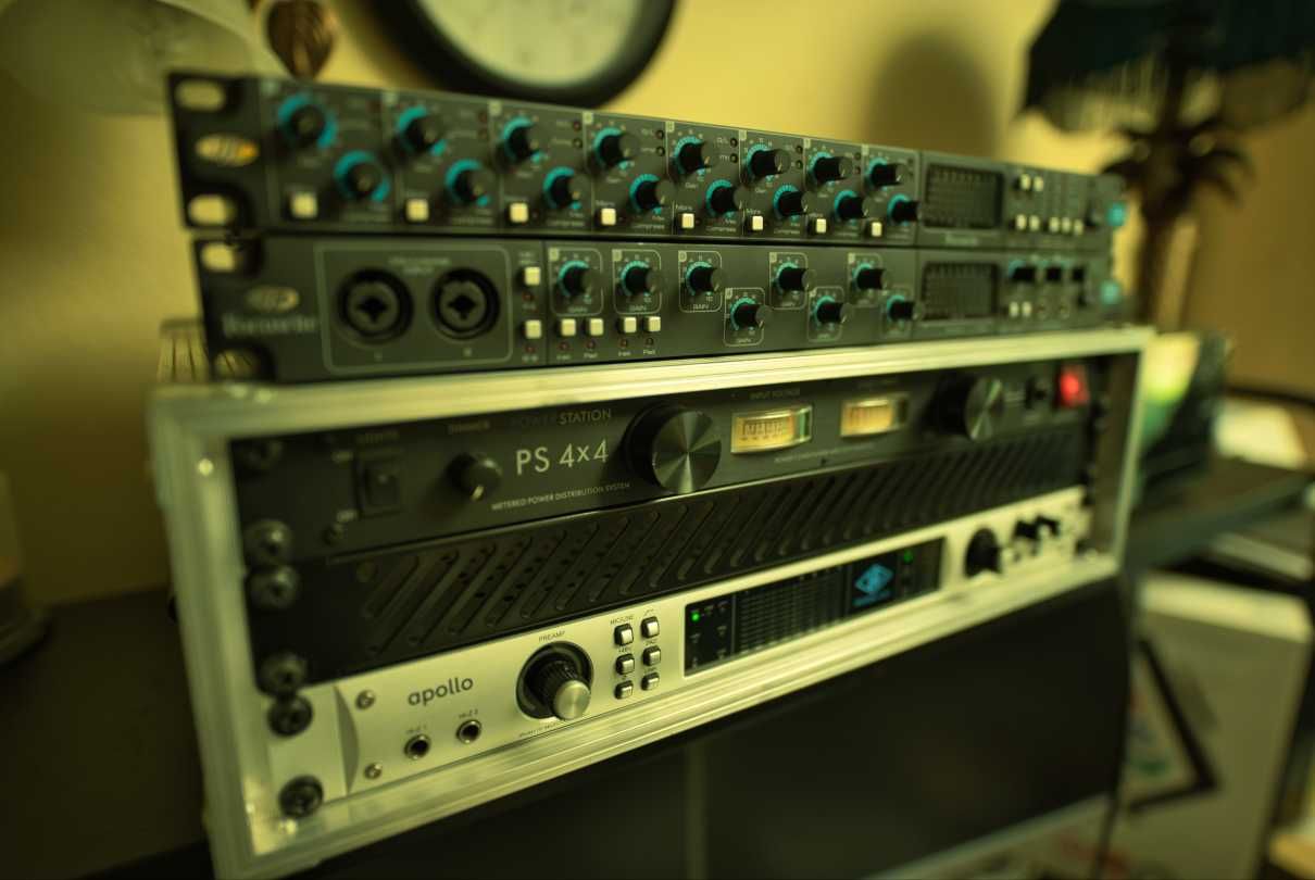 Interfejs audio Focusrite Saffire Pro 40 + dodatki